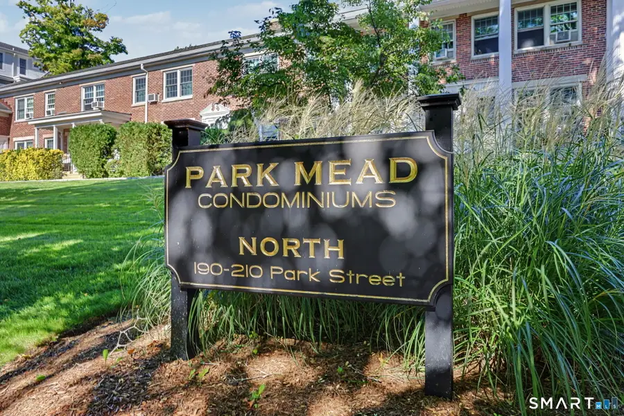 196 Park Street #8, New Canaan, CT 06840 - #2