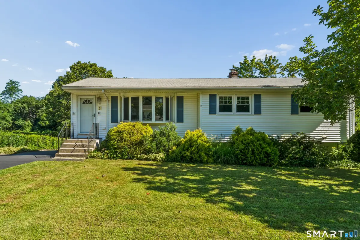 5 North Street, East Haven, CT 06513 - #1