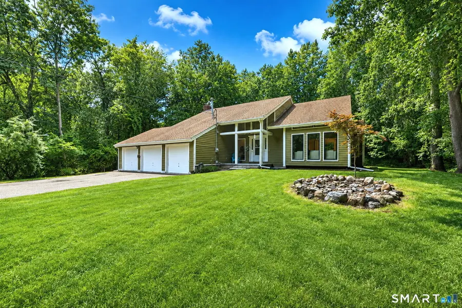 405 Shelton Road, Trumbull, CT 06611 - #2