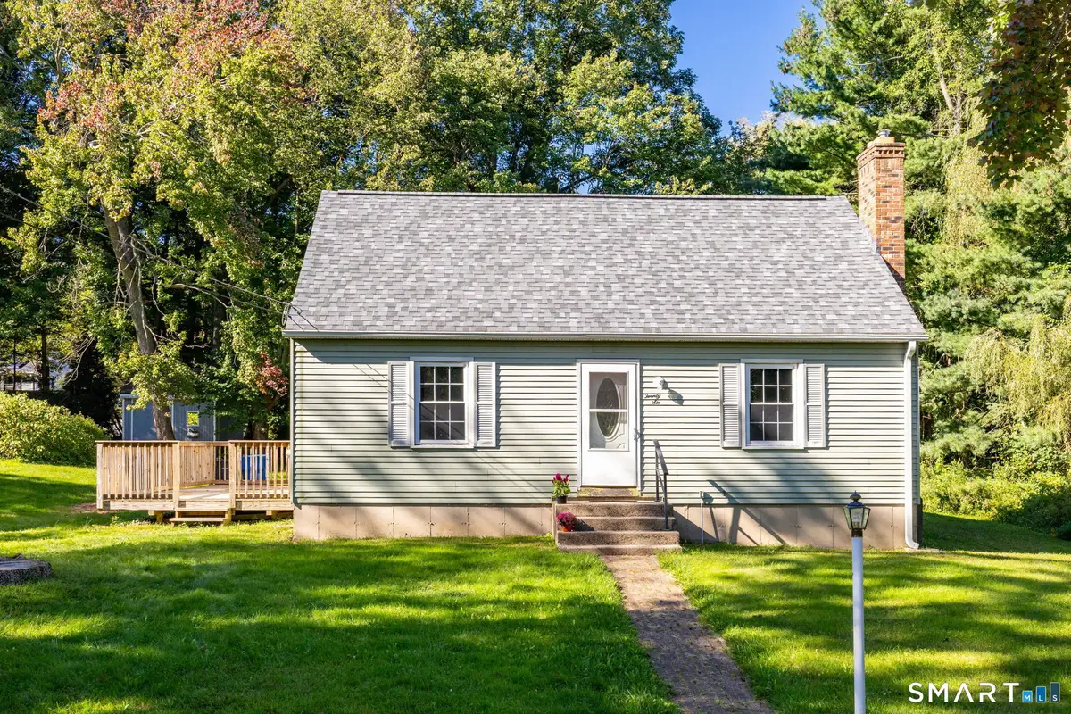 26 Kilmartin Avenue, Bristol, CT 06010 - #1