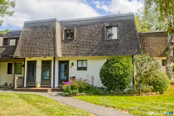 70 Landing Circle #70, Suffield, CT 06078
