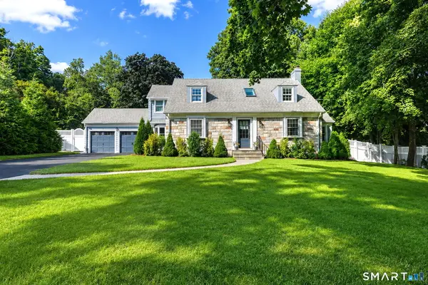 94 Jackson Road, Hamden, CT 06517