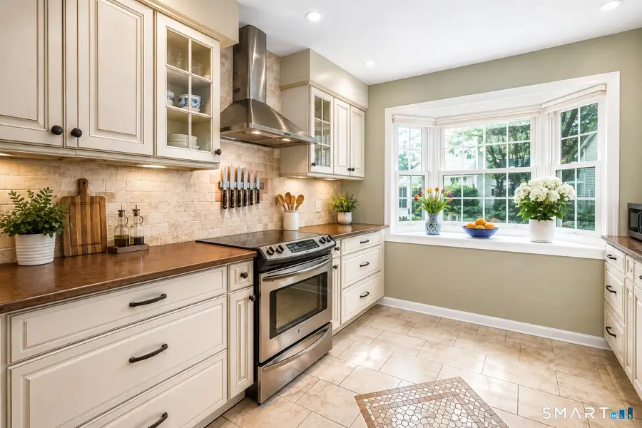 179 South Avenue #9, New Canaan, CT 06840 - #3