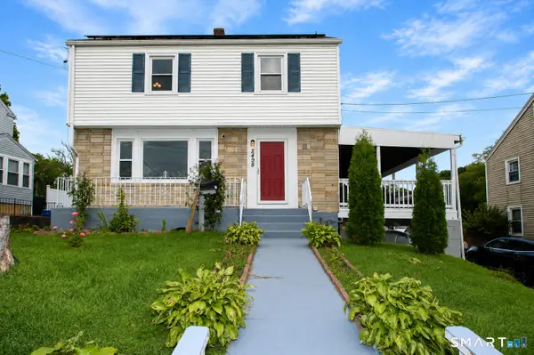 2498 North Main Street, Waterbury, CT 06704
