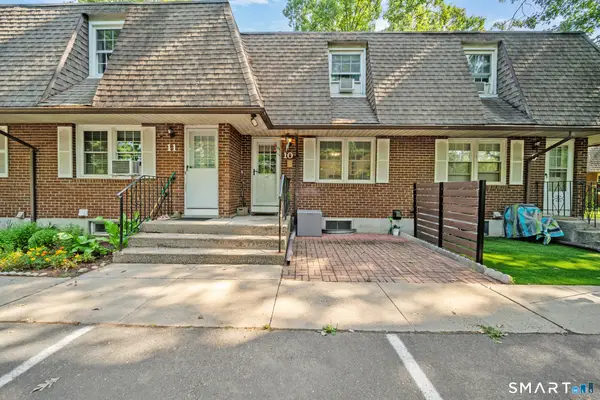 35 Woodcrest Drive #10, Burlington, CT 06013
