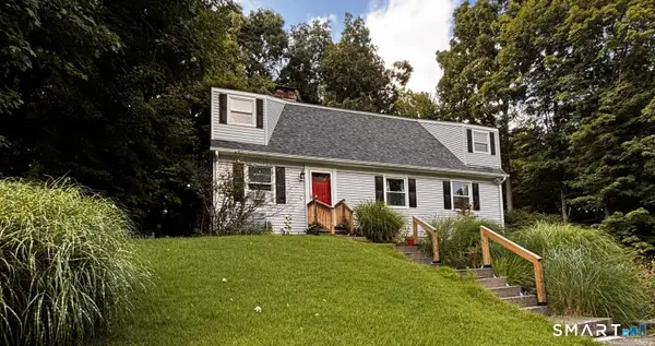 138 Red Robin Road, Naugatuck, CT 06770