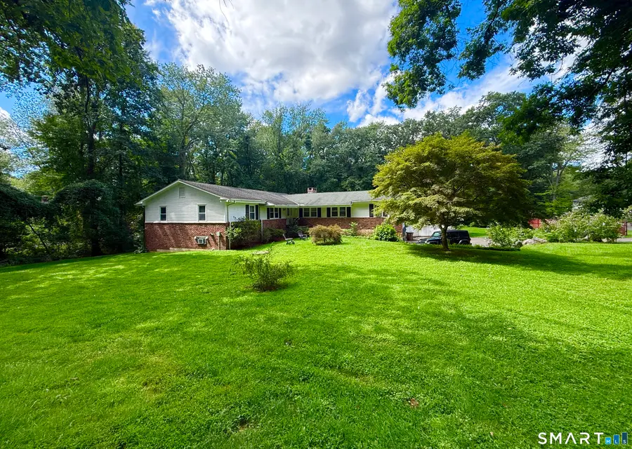 11 Joan Road, Stamford, CT 06905 - #2