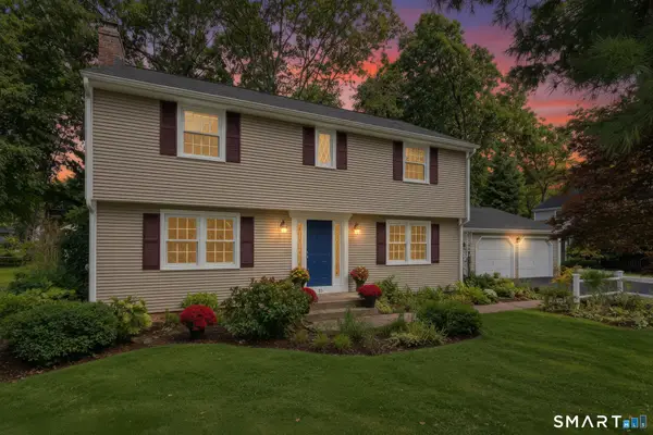 83 Dartmouth Road, Manchester, CT 06040