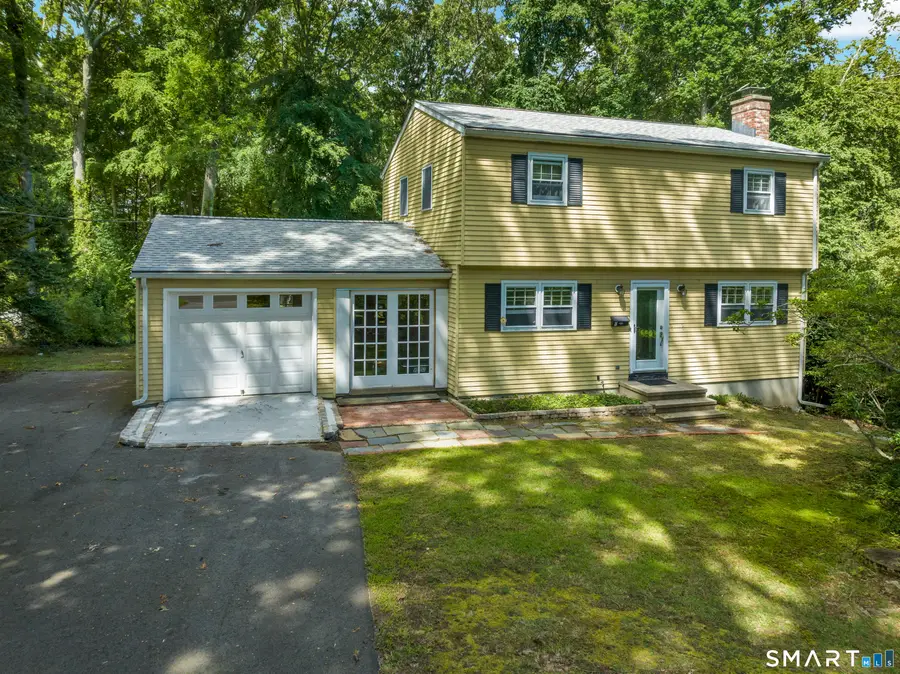 16 Overlook Drive, Waterford, CT 06385 - #2