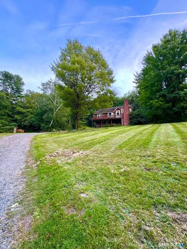 28 Cotton Hill Road, New Hartford, CT 06057