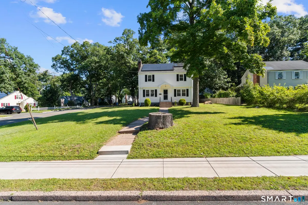 739 Center Street, Manchester, CT 06040 - #1