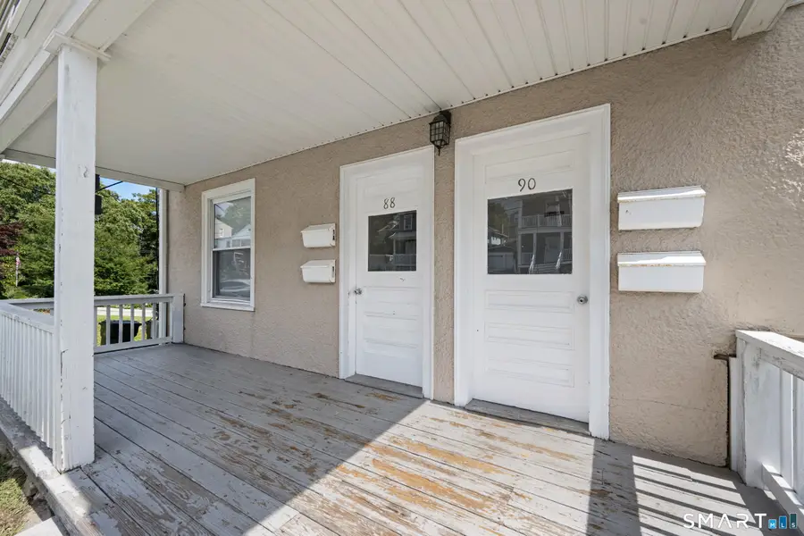 88 Riverview Avenue, New London, CT 06320 - #2