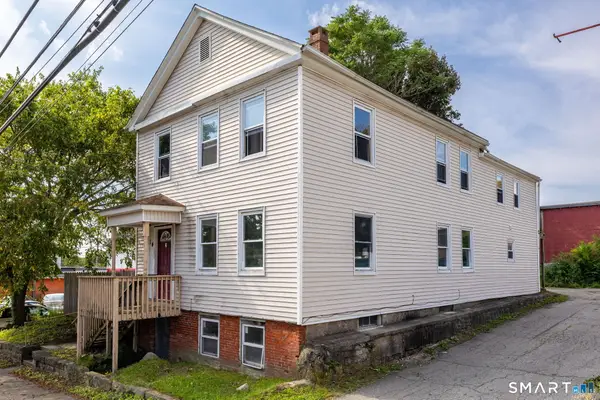 14 Blackhall Street, New London, CT 06320