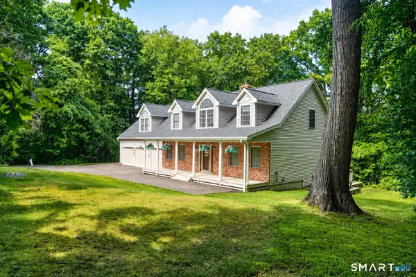 46 Washington Drive, Middlebury, CT 06762