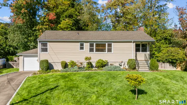 33 Cedar Circle, Stamford, CT 06905
