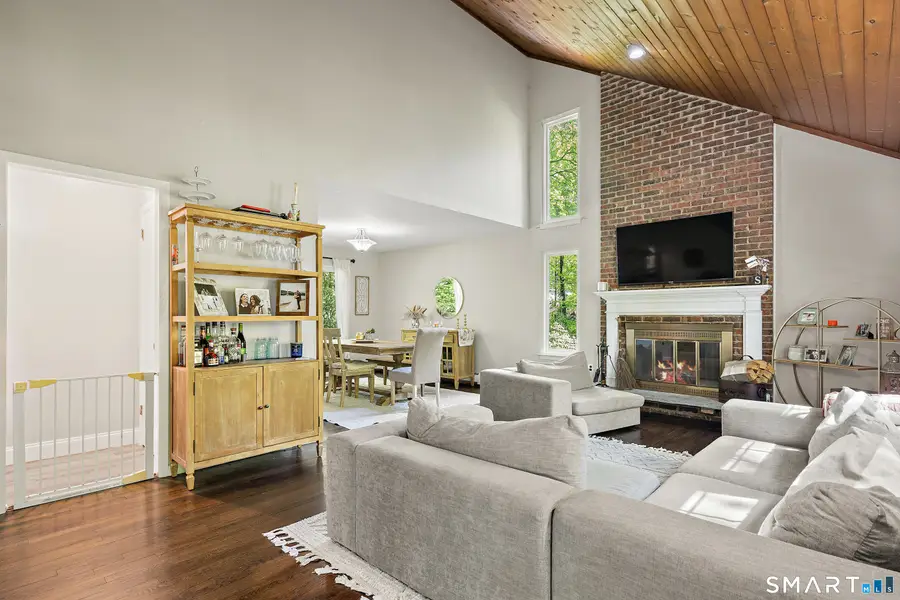 421 Chestnut Hill Road, Stamford, CT 06903 - #3