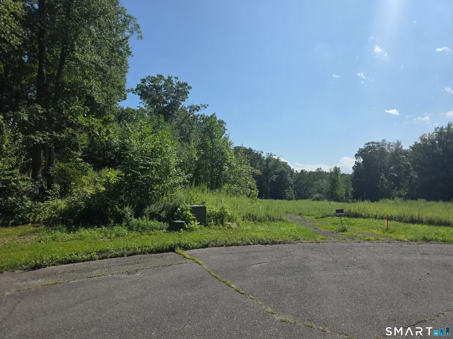 7 Vona Way, Newtown, CT 06470 - #2