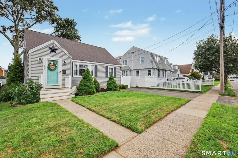 889 Wilcoxson Avenue, Stratford, CT 06614 - #3
