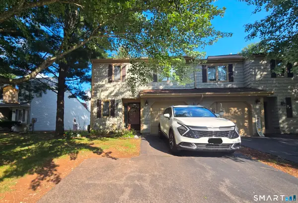 33 Cortland Way #33, Newington, CT 06111