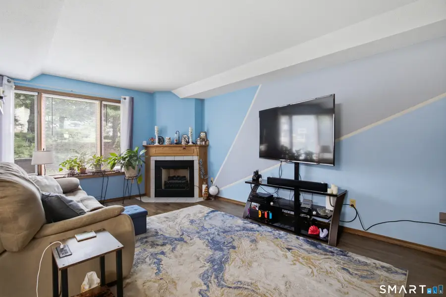 33 Cortland Way #33, Newington, CT 06111 - #2