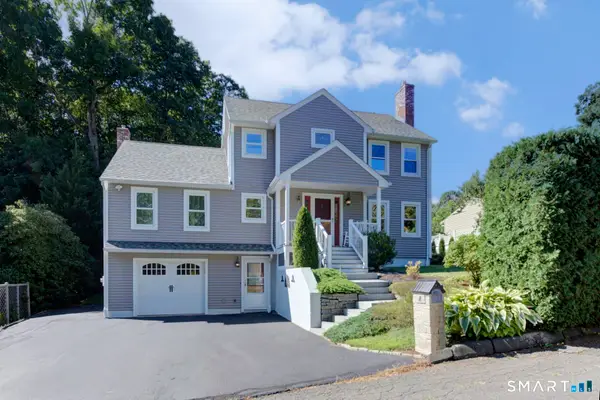 4 Sears Place, East Hampton, CT 06424