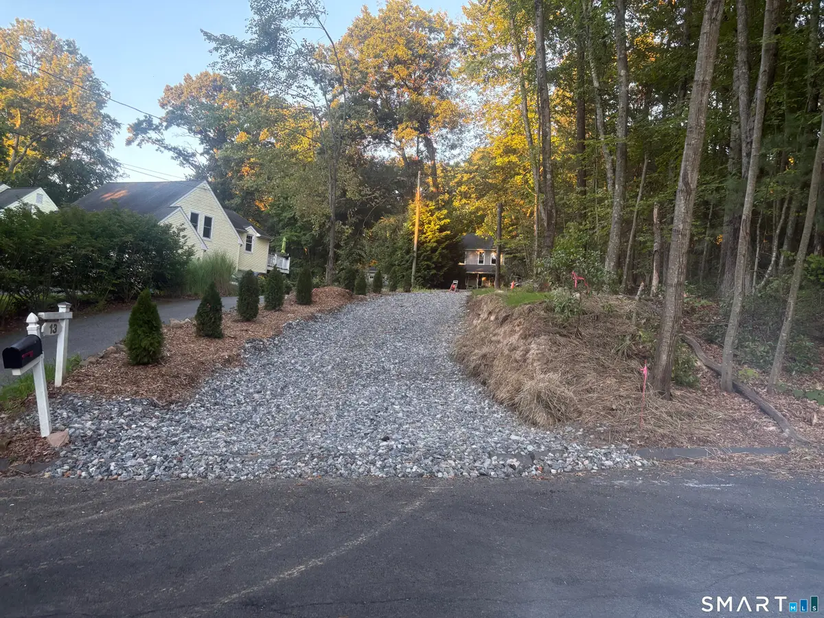 15 Bittersweet Lane, Burlington, CT 06013 - #1