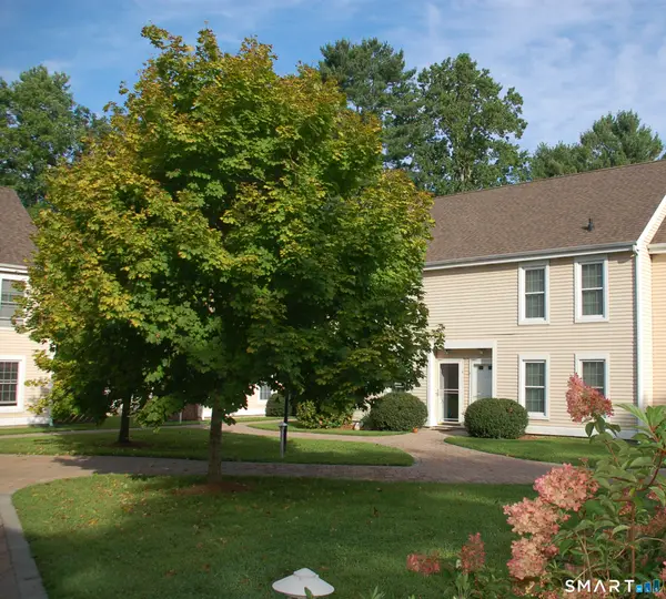 54 Rope Ferry Road #A3, Waterford, CT 06385