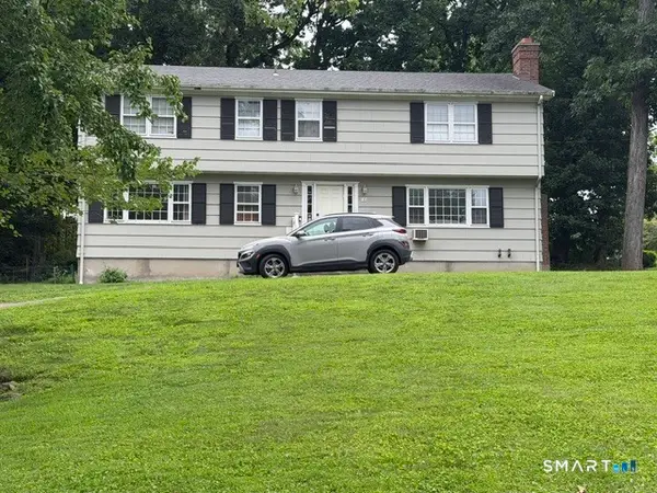 70 Crest Terrace, Fairfield, CT 06825