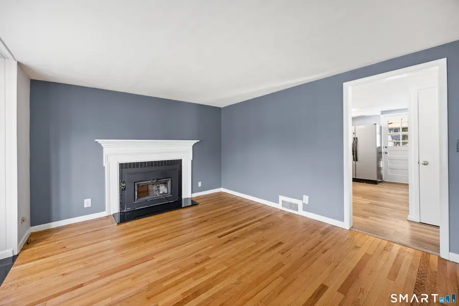 39 Whiteside Street, Newington, CT 06111 - #3