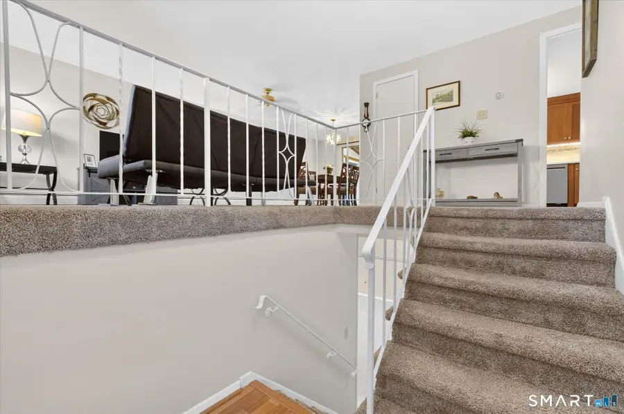 5 Parsons Drive, Simsbury, CT 06070 - #3