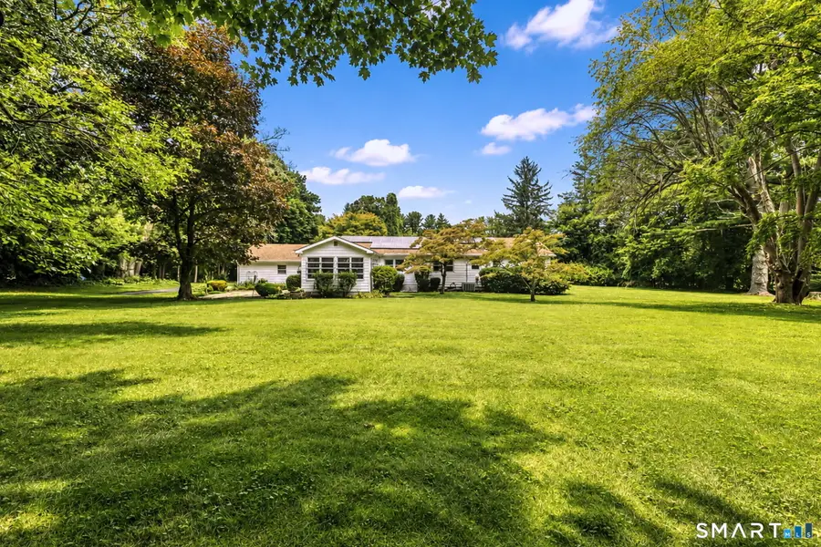 10 Vernon Court, Woodbridge, CT 06525 - #2
