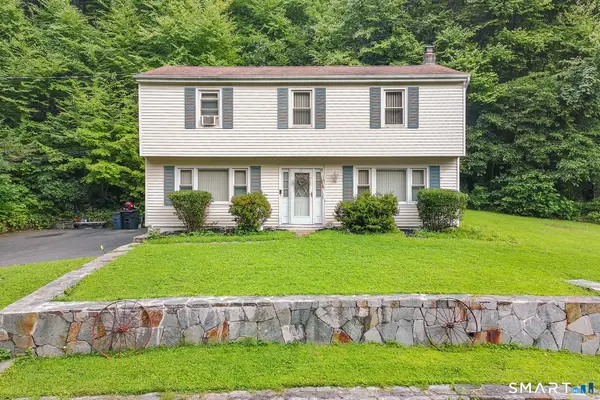 34 Pilgrim Trail, Woodbury, CT 06798