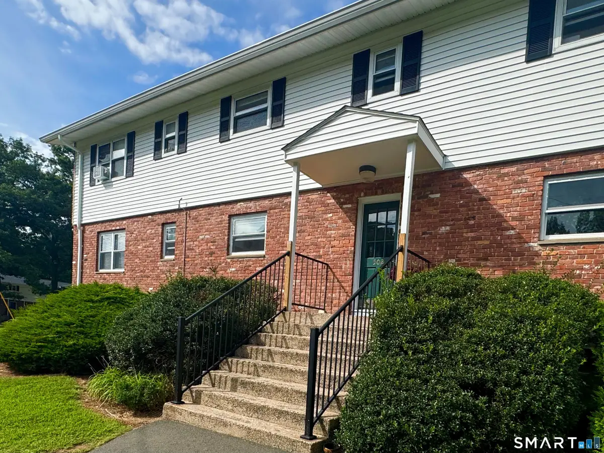 502 Oak Avenue #17, Cheshire, CT 06410 - #1