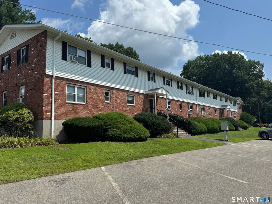 502 Oak Avenue #17, Cheshire, CT 06410 - #3