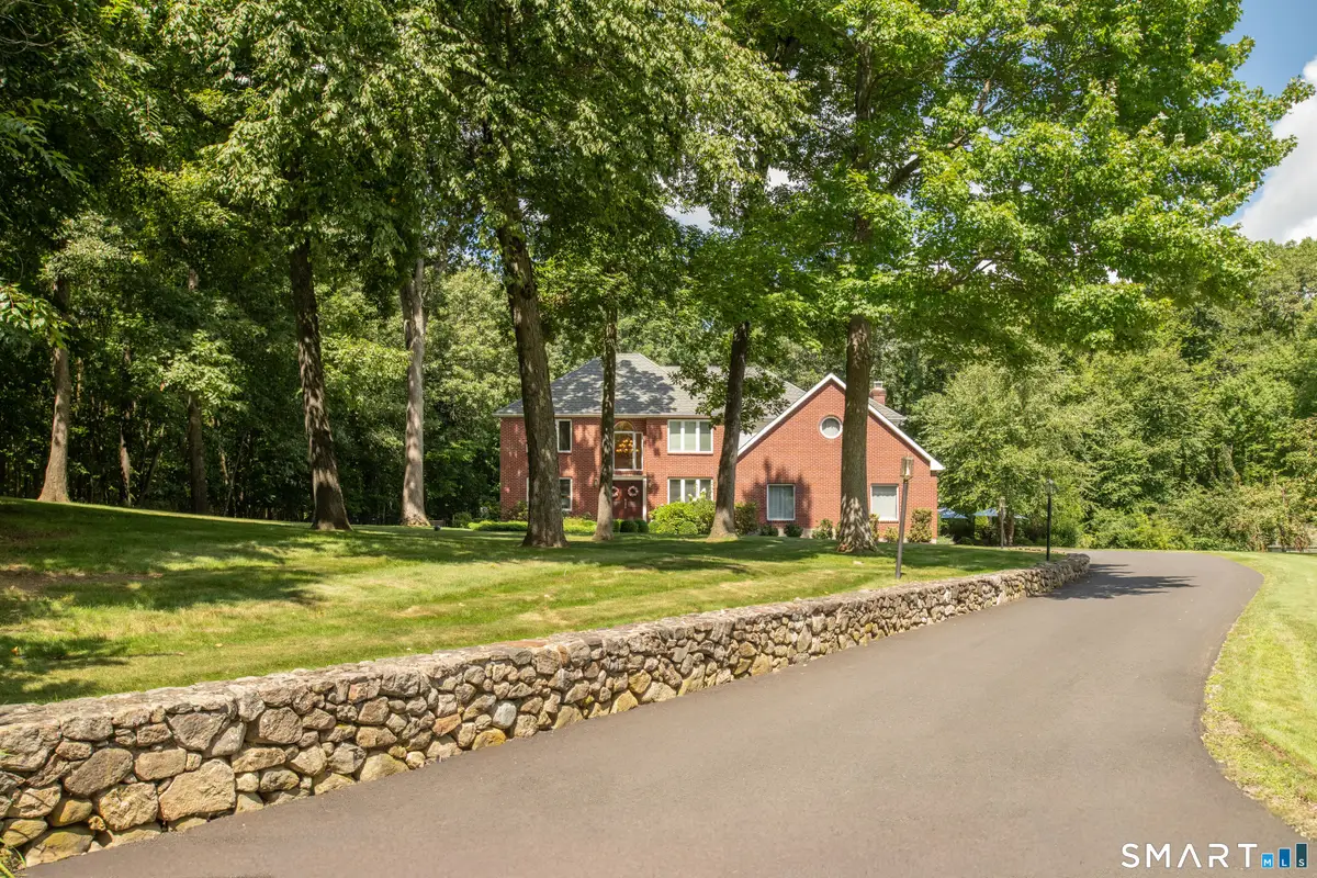 127 Kingswood Drive, Naugatuck, CT 06770 - #1