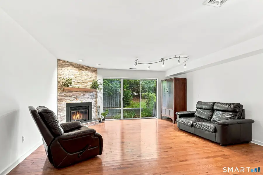 35 Glen Ridge #35, Wilton, CT 06897 - #3
