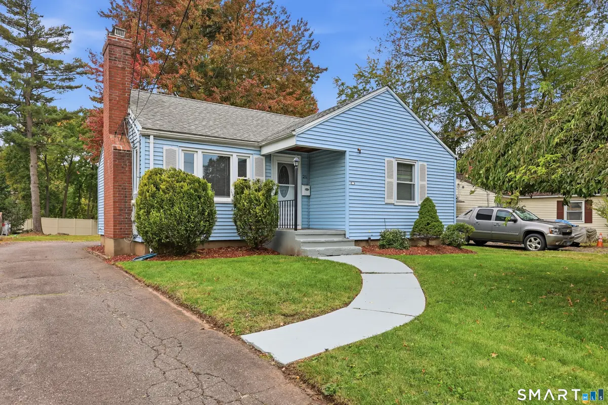 21 Elmfield Street, West Hartford, CT 06110 - #1