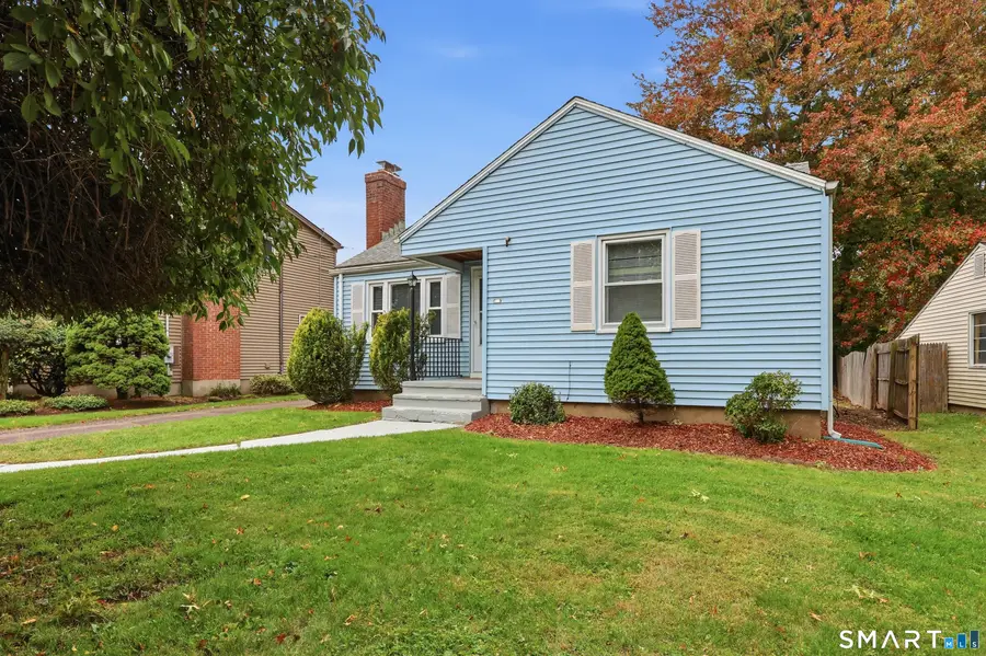 21 Elmfield Street, West Hartford, CT 06110 - #3