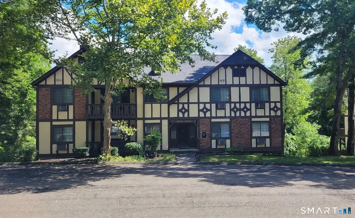 5 Essex Court #5, Brookfield, CT 06804 - #1