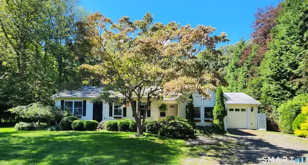 230 Nut Plains Road, Guilford, CT 06437