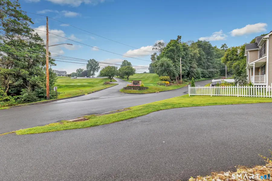 2 Mary Street, Shelton, CT 06484 - #3
