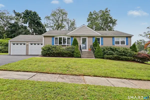 35 Sunrise Terrace, Stratford, CT 06614