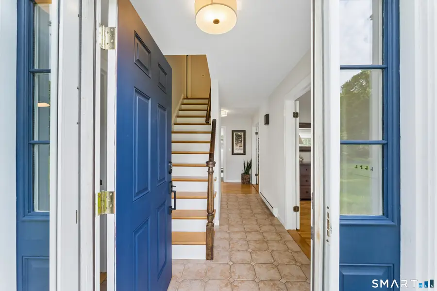 11 Autumn Drive, Danbury, CT 06811 - #3