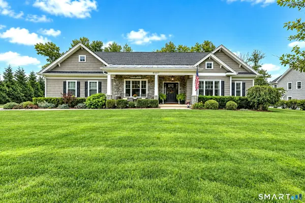 8 Birdseye Road, Monroe, CT 06468