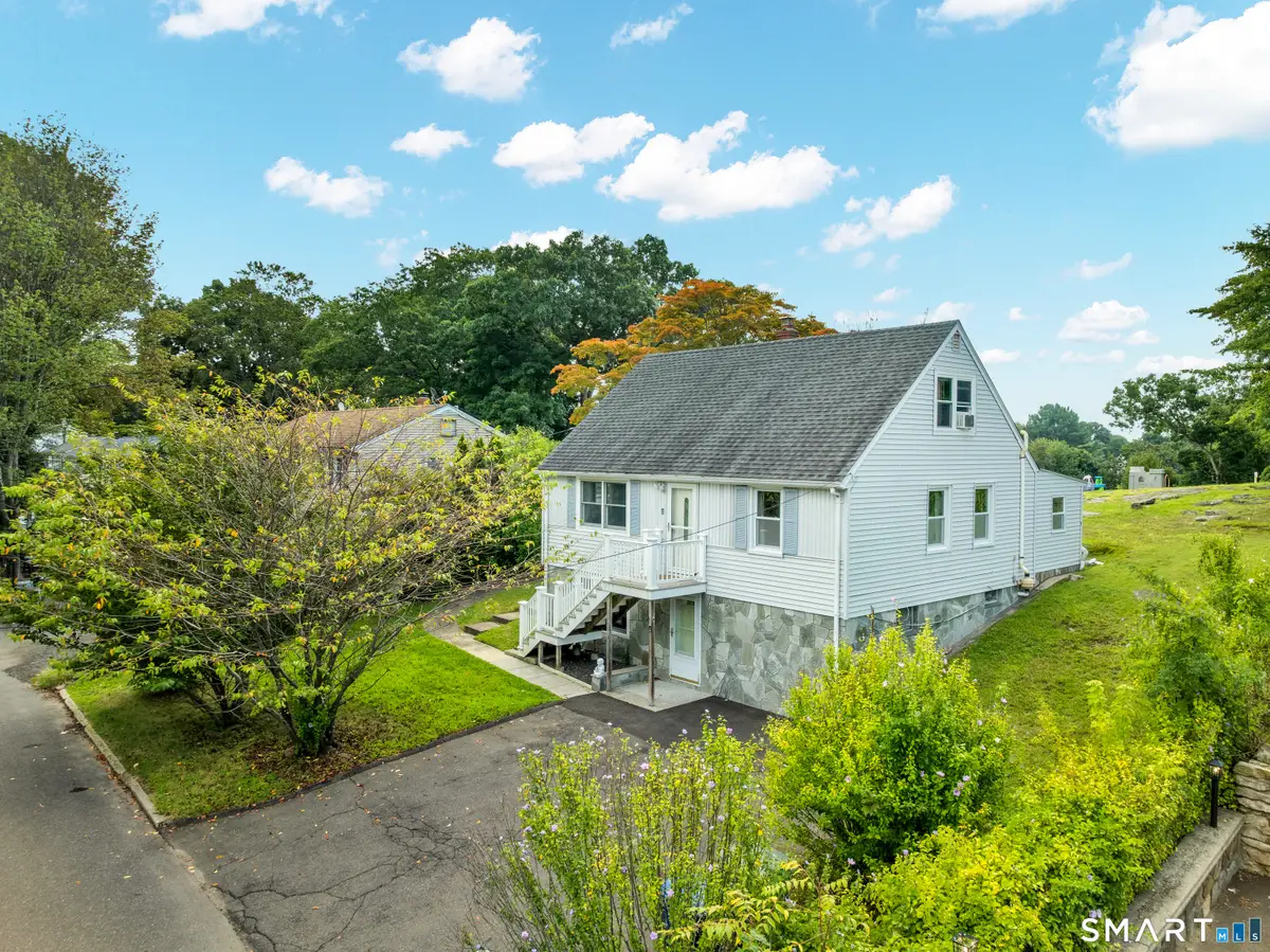 143 Red Oak Road, Bridgeport, CT 06606 - #1