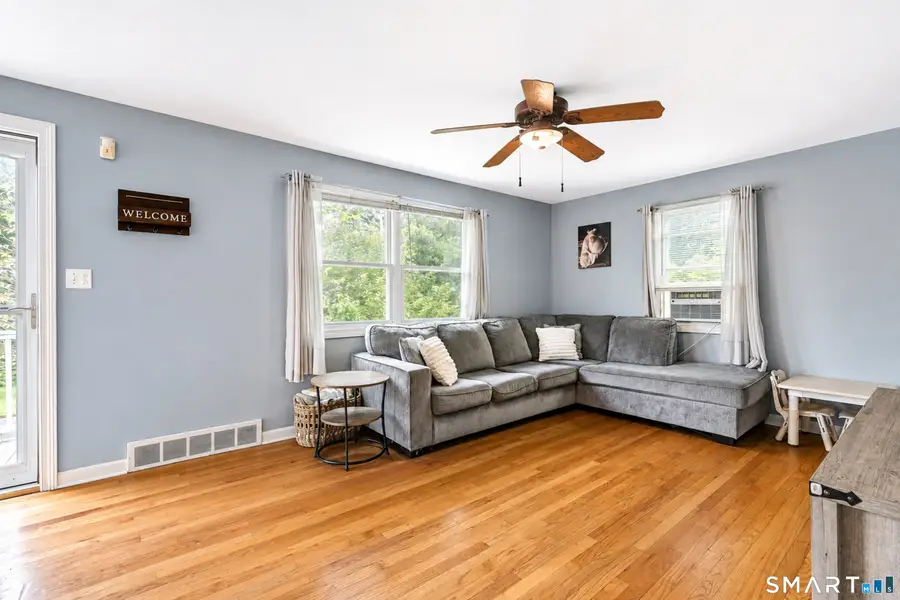 143 Red Oak Road, Bridgeport, CT 06606 - #2