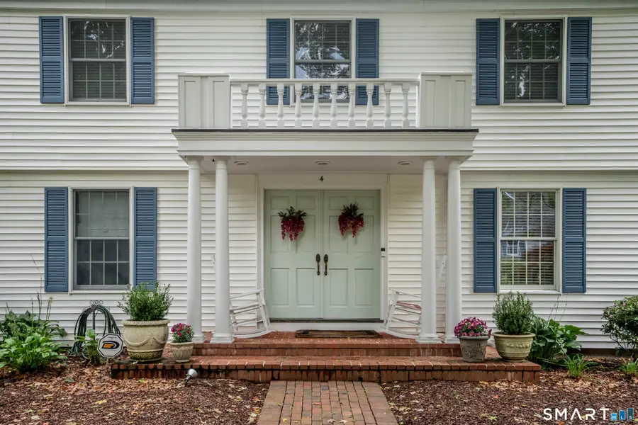 4 Manor Lane, West Hartford, CT 06107 - #2