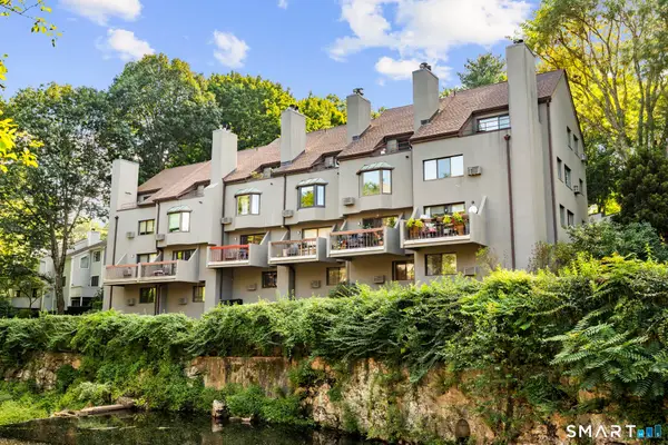 12 Glenville Street #108, Greenwich, CT 06831