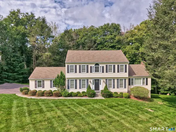 2 Pilgrims Way, New Milford, CT 06755