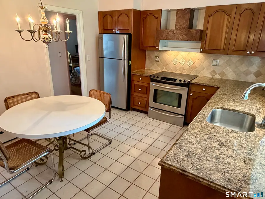 25 Noahs Ln Extension, Norwalk, CT 06851 - #3